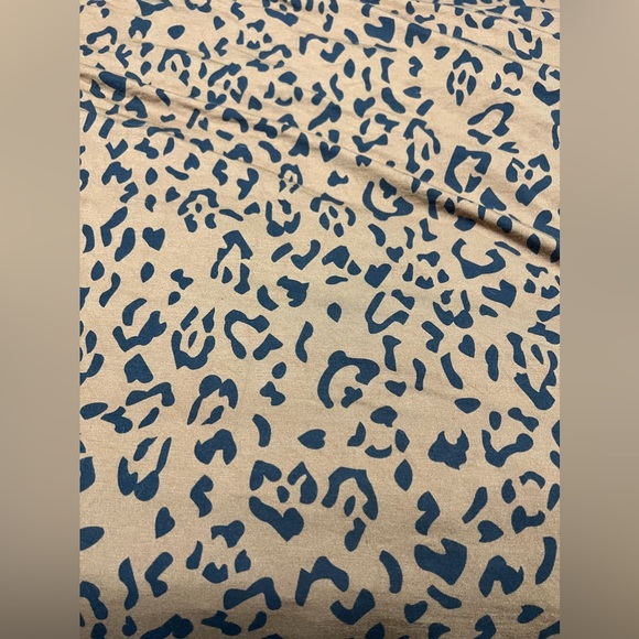 Discontinued Large Leopard 2.5 tog Kyte Baby Blanket - Picture 1 of 5